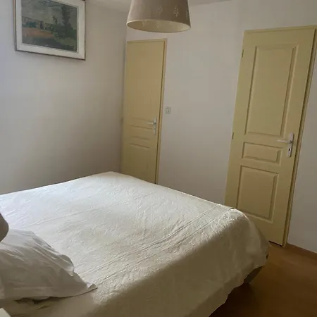 Апартаменты Les Lucioles *